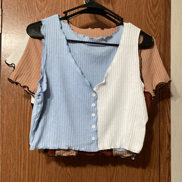 Cropped, Short SHEIN Blouses. - Picture 3 of 12
